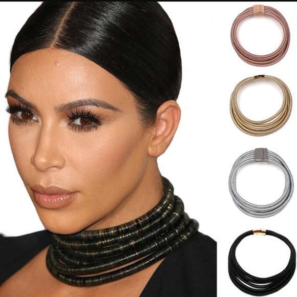 No Brand Jewelry - Gold Necklace Endorsed by KIM KARDASHIAN Must Have